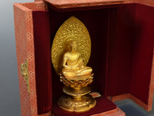 金製仏像