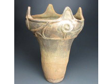 縄文時代 王冠形深鉢土器