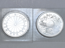 昭和天皇御在位60年記念10000円銀貨